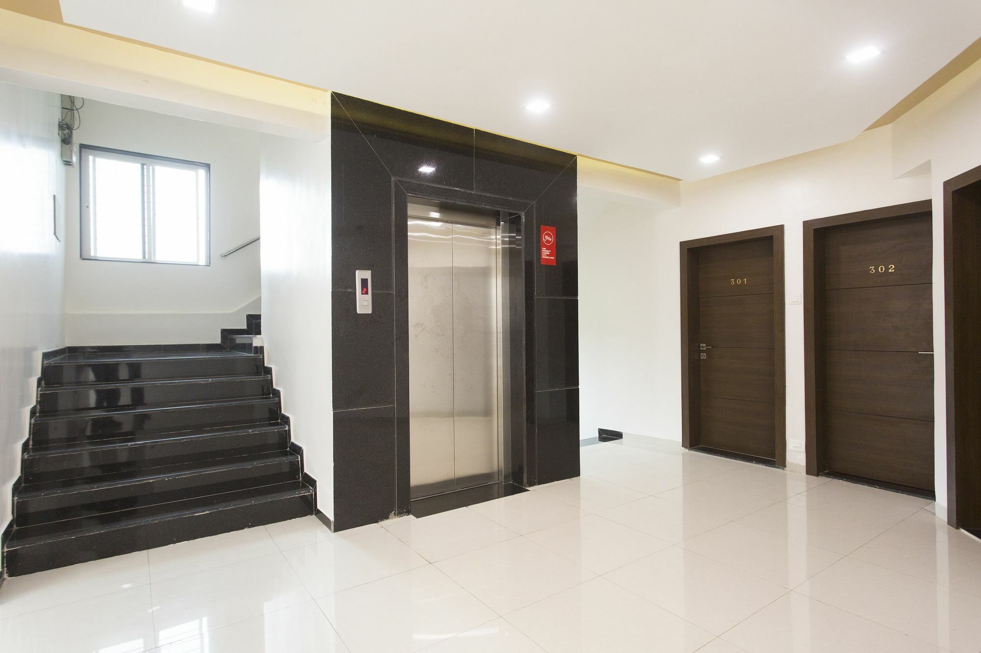 Oyo 10352 Hotel Vishwas Yerandwane Dış mekan fotoğraf